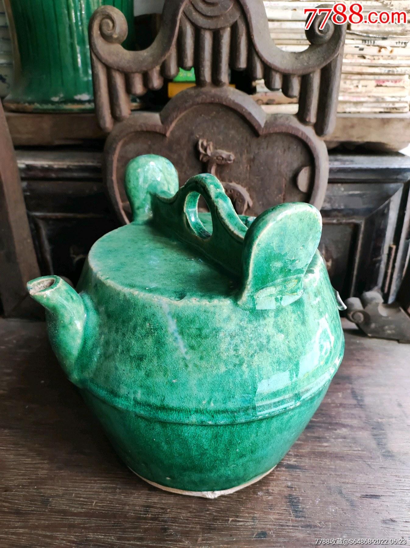 清時代　石湾窯　緑釉水注 清時代】【石湾窯】緑釉水注 美術品・アンティーク・コレクション
