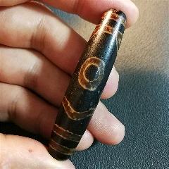 藏传黑白分明较耐强光双贵人玛瑙天珠宝贝尺寸长273宽112毫米左