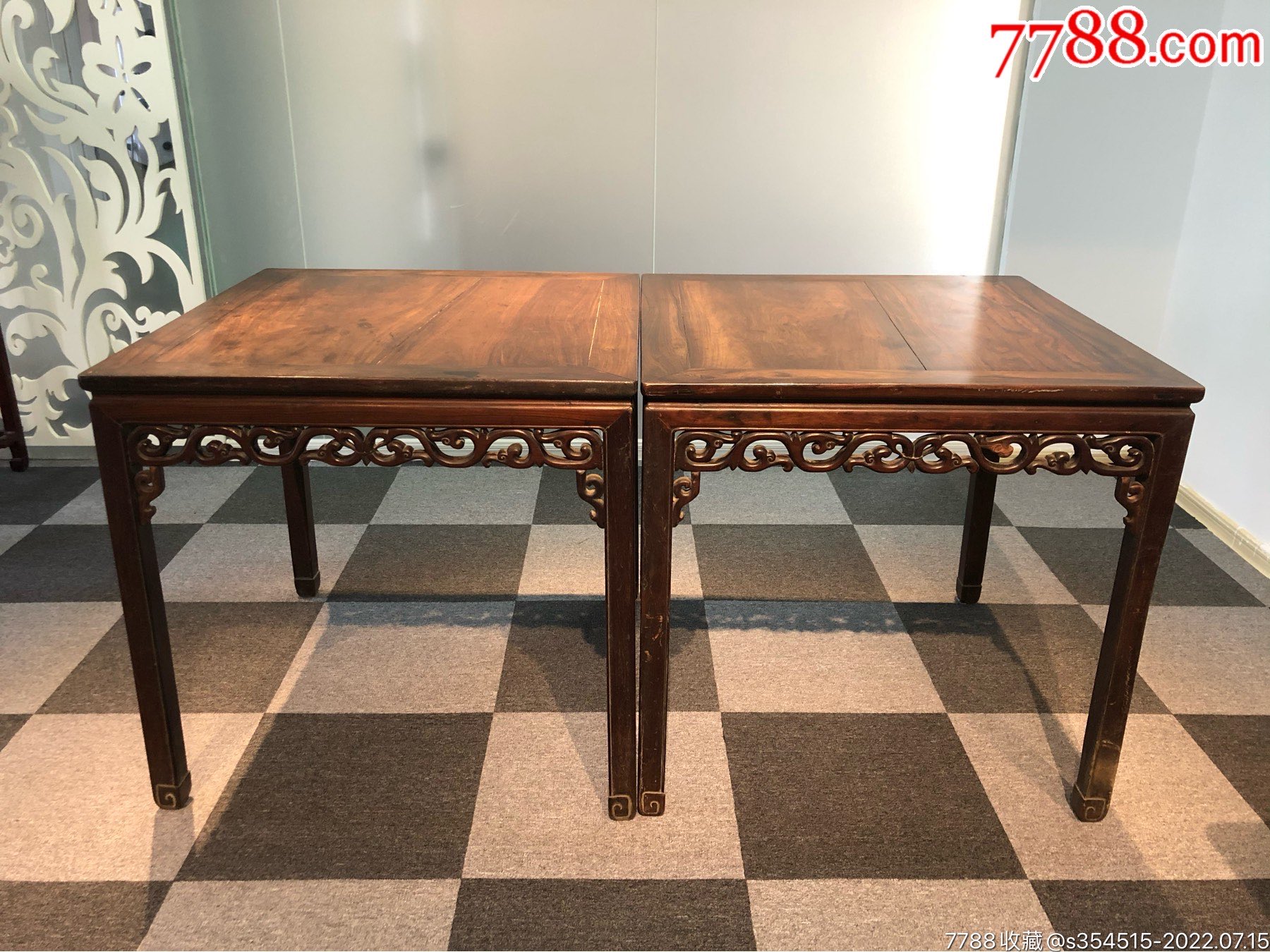 清代红木卷草纹八仙桌两张-其他木艺家具-7788旧书网