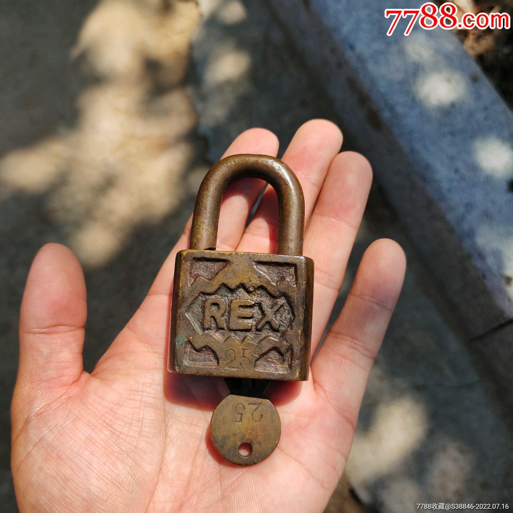 民国时期纯手工制作的工字牌铜锁_铜锁/铜钥匙_种类图片_收藏价格