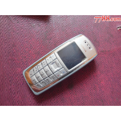 99312010品￥1699摩托罗拉10品￥2999e72i9.