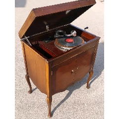 民国时期国外进口柜式手摇留声机(se88449657)_7788收藏__收藏热线