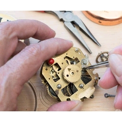 维修各种老挂钟老座钟老闹钟挂钟维修闹钟维修座钟维修等各种机械钟表