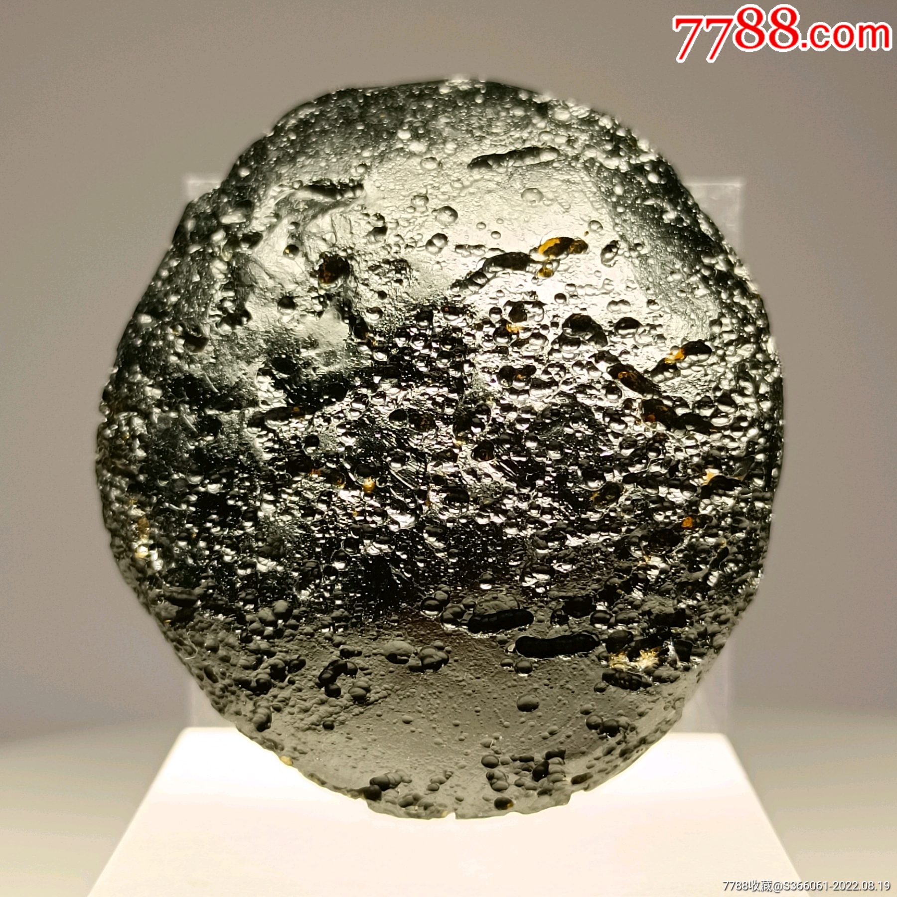 700万玻璃陨石,家博物馆玻璃陨石图,最贵陨石(第8页)_大山谷图库