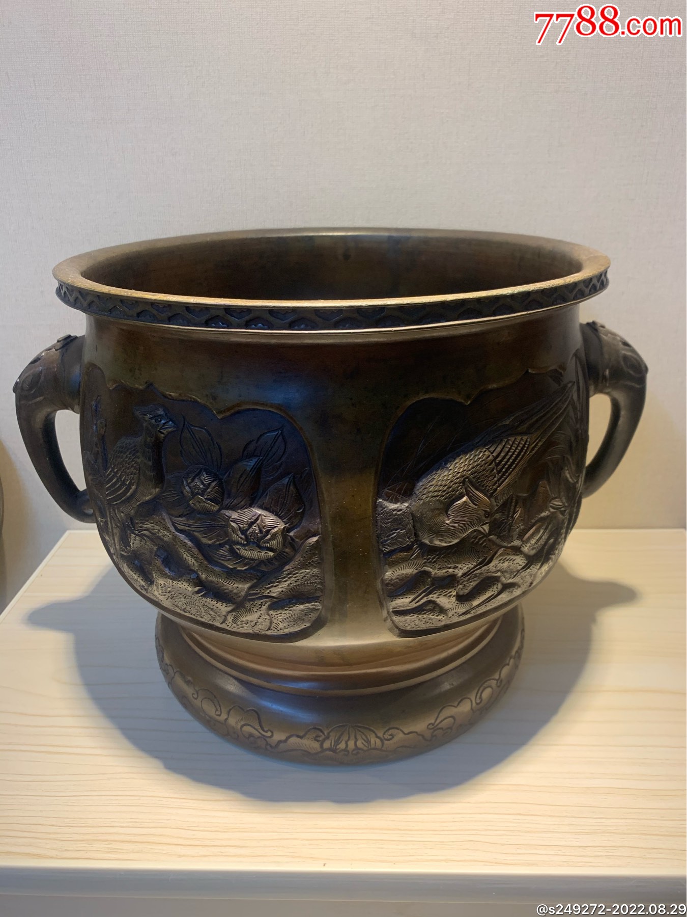 清代浮雕花鸟象耳蝙蝠纹巨大号铜香炉-铜炉-7788宣纸