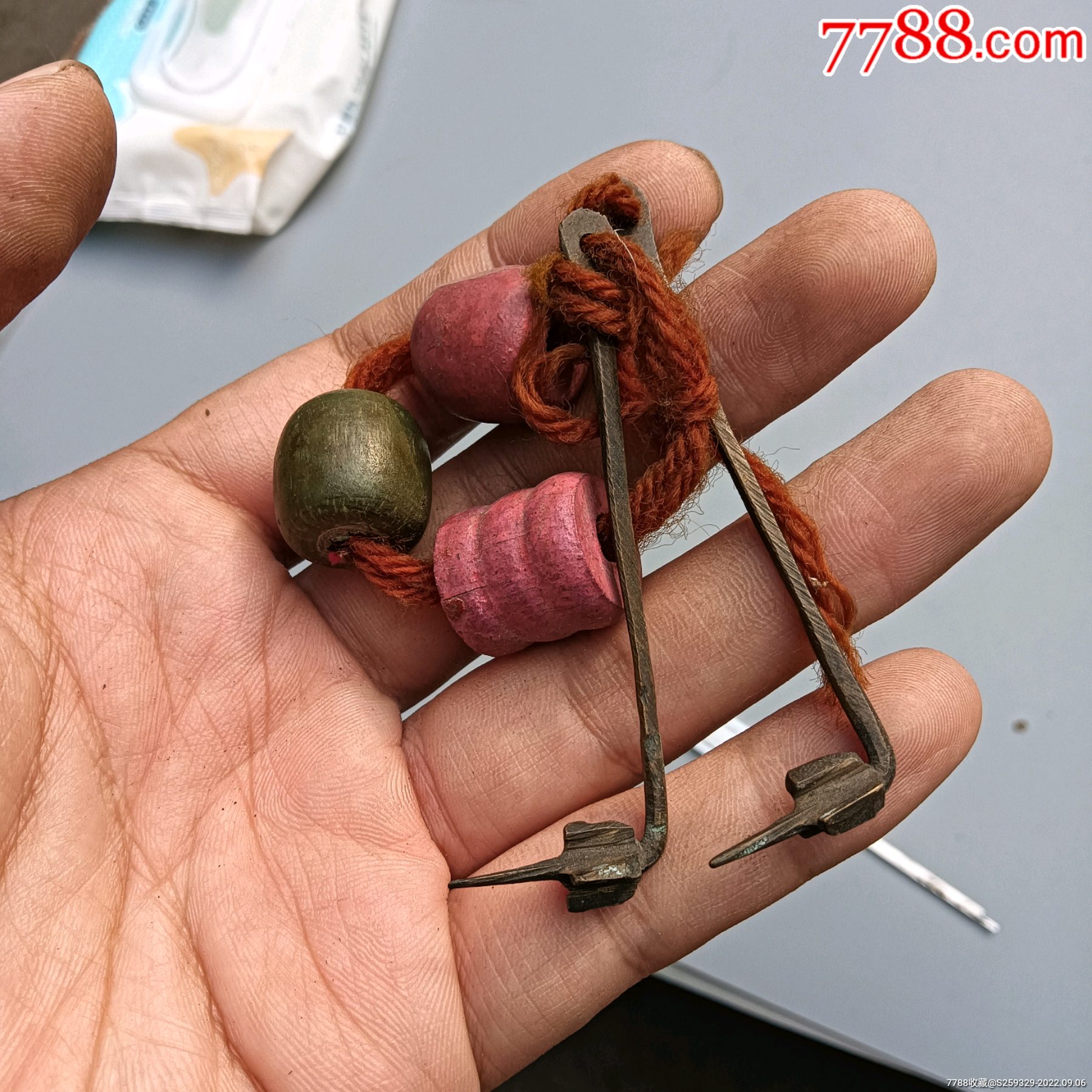 民国时期拔芦苇的工具两件,用来劈开芦苇之后编席子的-铜杂件-7788