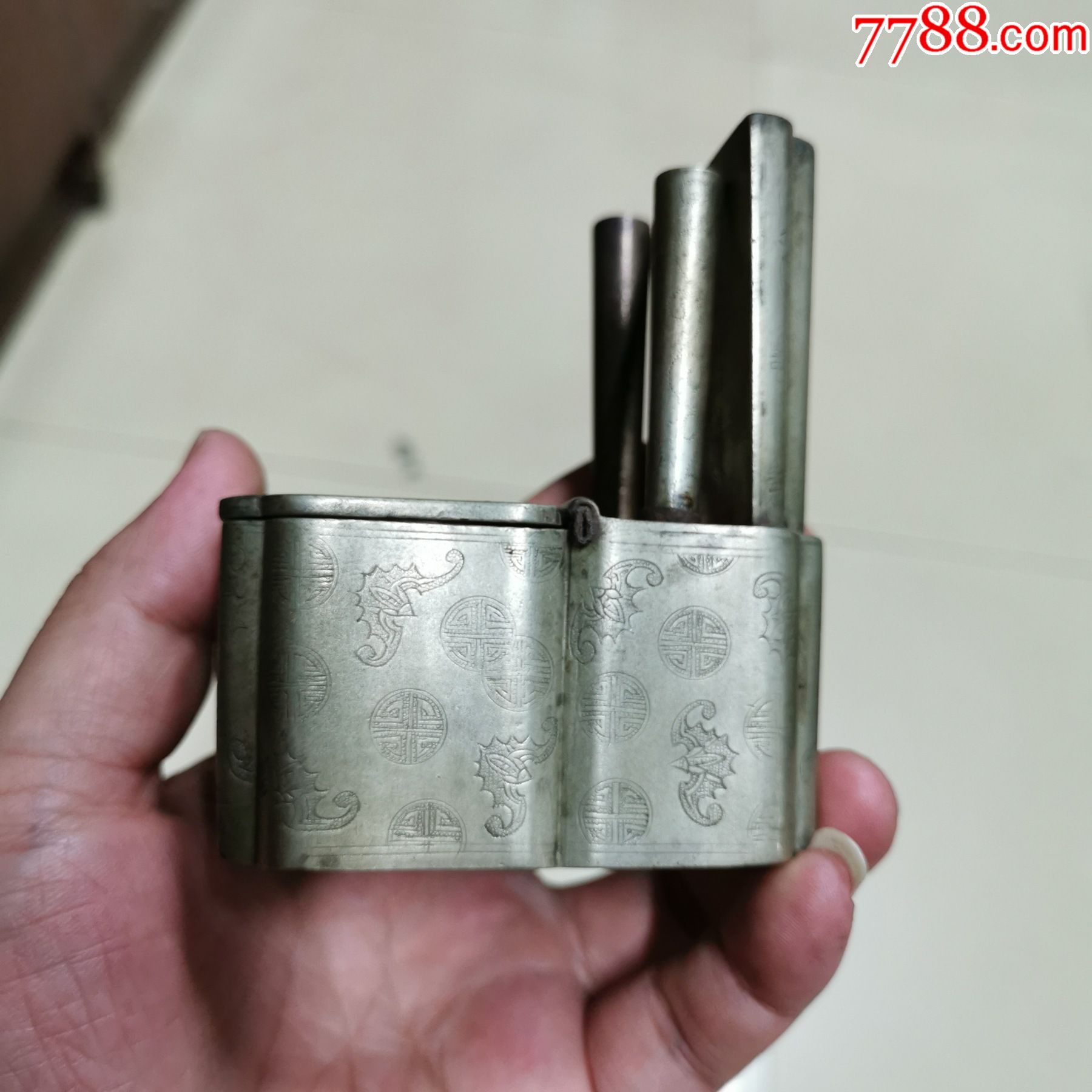 福寿纹饰刻花白铜烟斗-价格:1800元-se89293864-烟膏罐/烟丝盒-零售