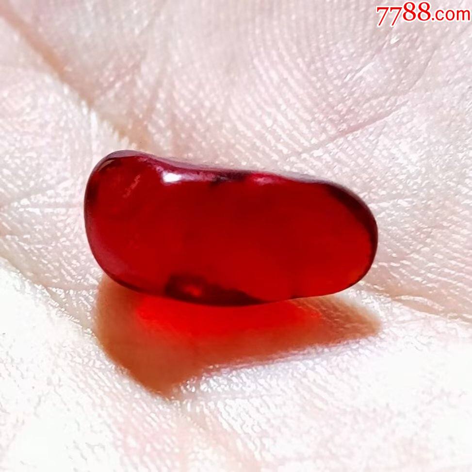 一颗不知名的宝石原石,非常漂亮血红色的如图-其他宝石-7788青田石