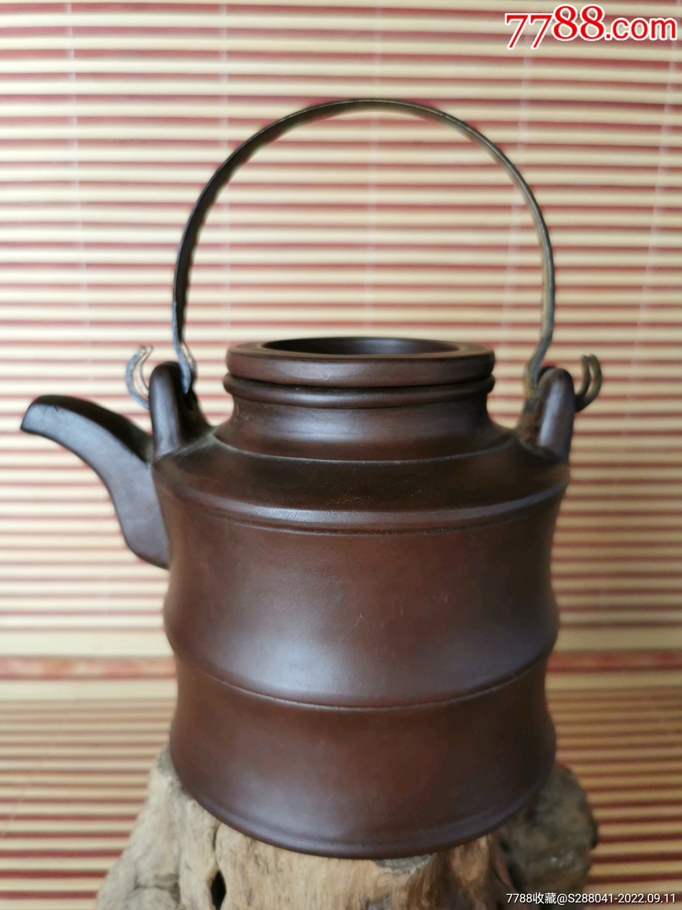 老紫砂壶竹节提梁紫砂壶摆件,高18厘米,完整全美品,汤渡陶业生产