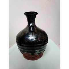 唐代黑釉酒瓶