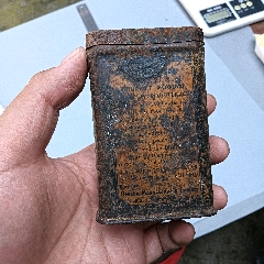 民国时期洋铁盒子金鸡臭虫瑶铁盒子一个老商标铁盒子户里收的放心购买