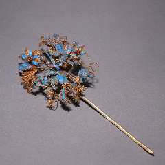 银鎏金点翠双凤纹发簪.