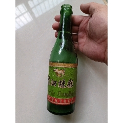 首见五六十年代莱阳县周格庄公社洙河炼乳带纸标玻璃瓶