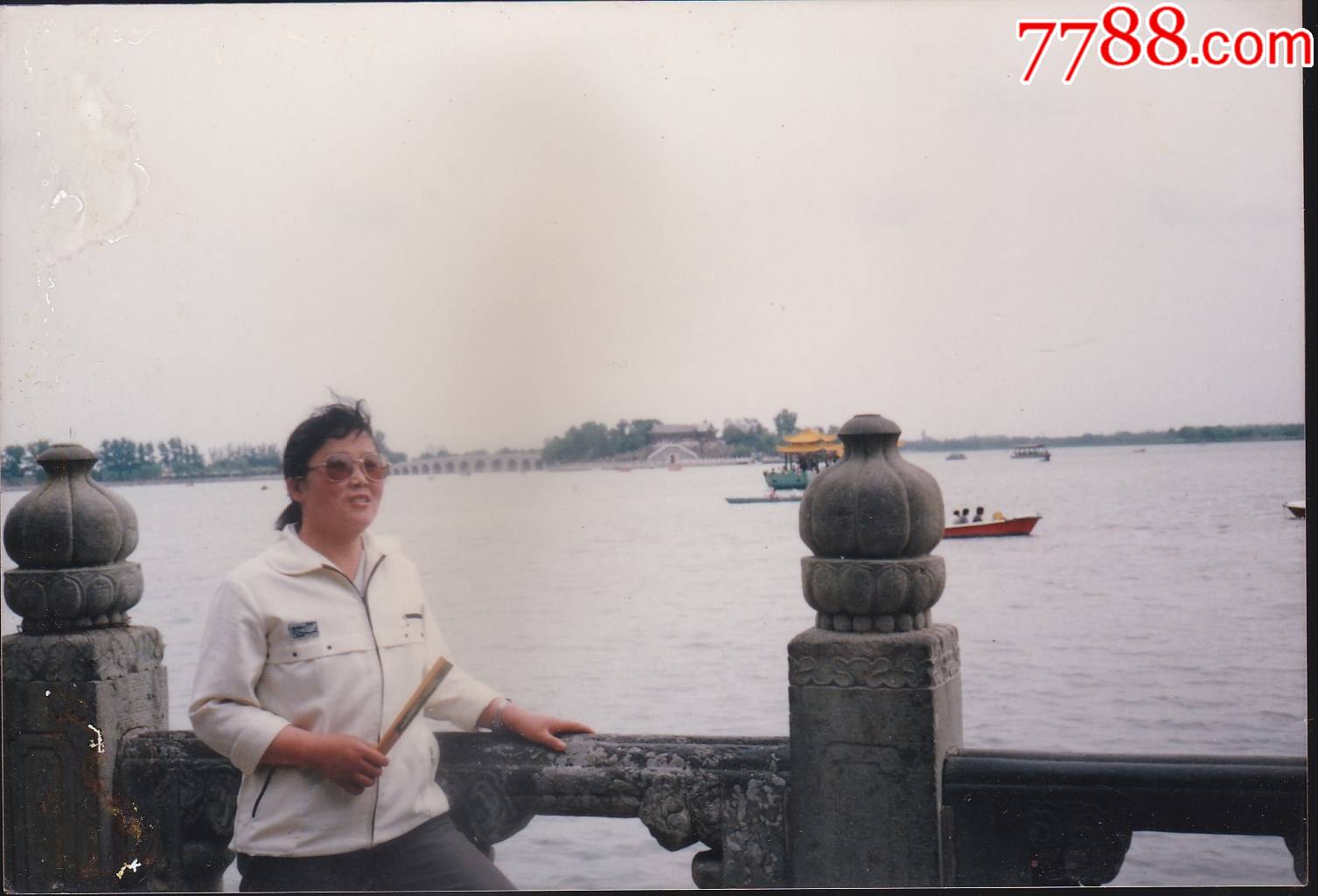 1975年北京天安门、颐和园留影老照片_老照片_幽莲魅月【7788收藏__收藏热线】