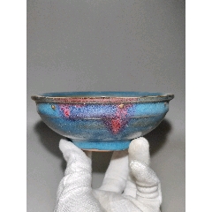 笔洗（工艺品）。带有鼓钉、窑变。直径13.4cm高5cm。