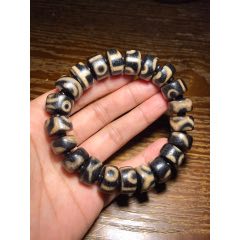 中国古美術・藏區回流・老料高油包漿・銀絲鑲嵌 六眼天珠 朱砂満点・西蔵工芸・瑪瑙 中国古美術・藏區回流・老料高油包漿・銀絲鑲嵌 六