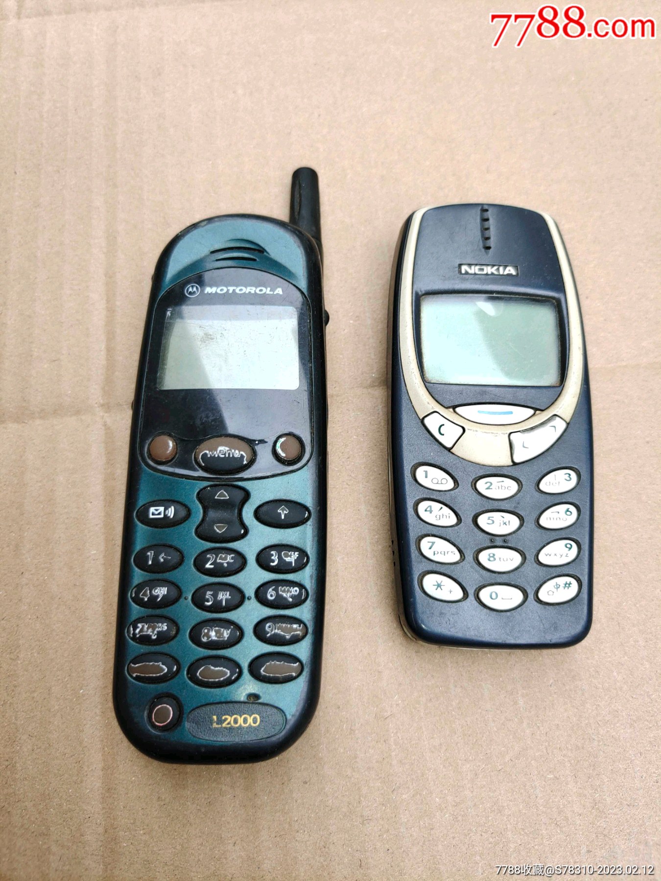 Nokia 3310 2017 vs 2000 - Blast from the past_哔哩哔哩_bilibili