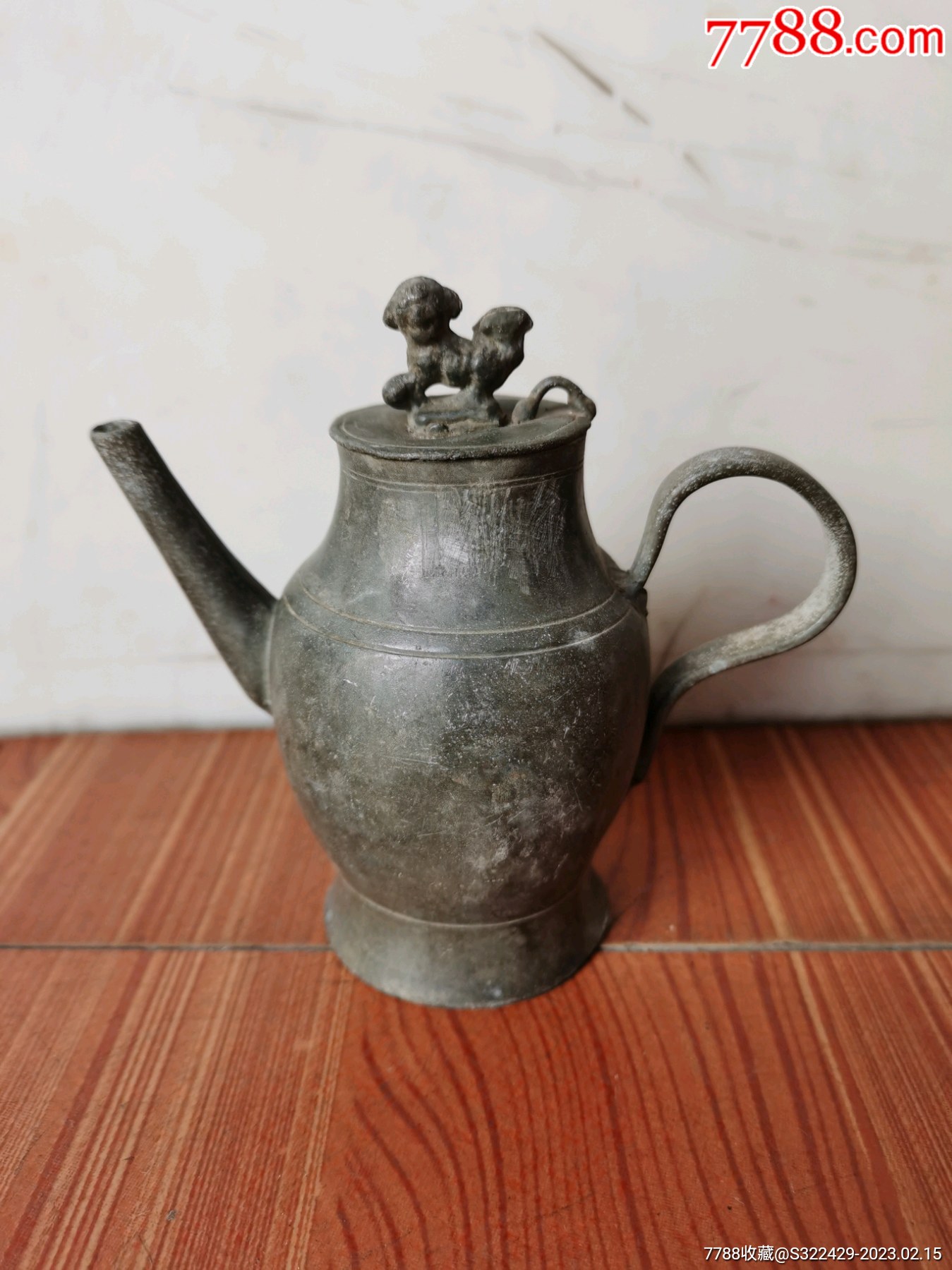 小小的老锡壶,锡酒壶,很少见,小巧玲珑,顶上玉狗望月,工艺好_锡壶