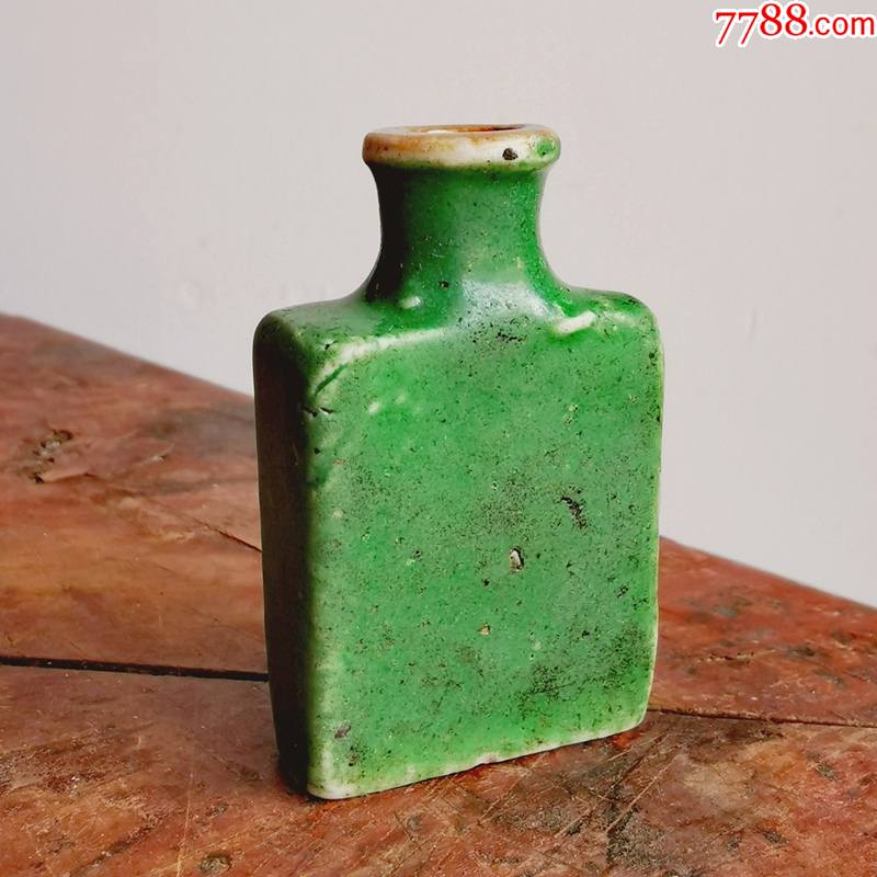 三代古董文玩摆件收藏真品老古玩瓷器扁方瓶乾隆瓜皮绿釉鼻烟壶-价格