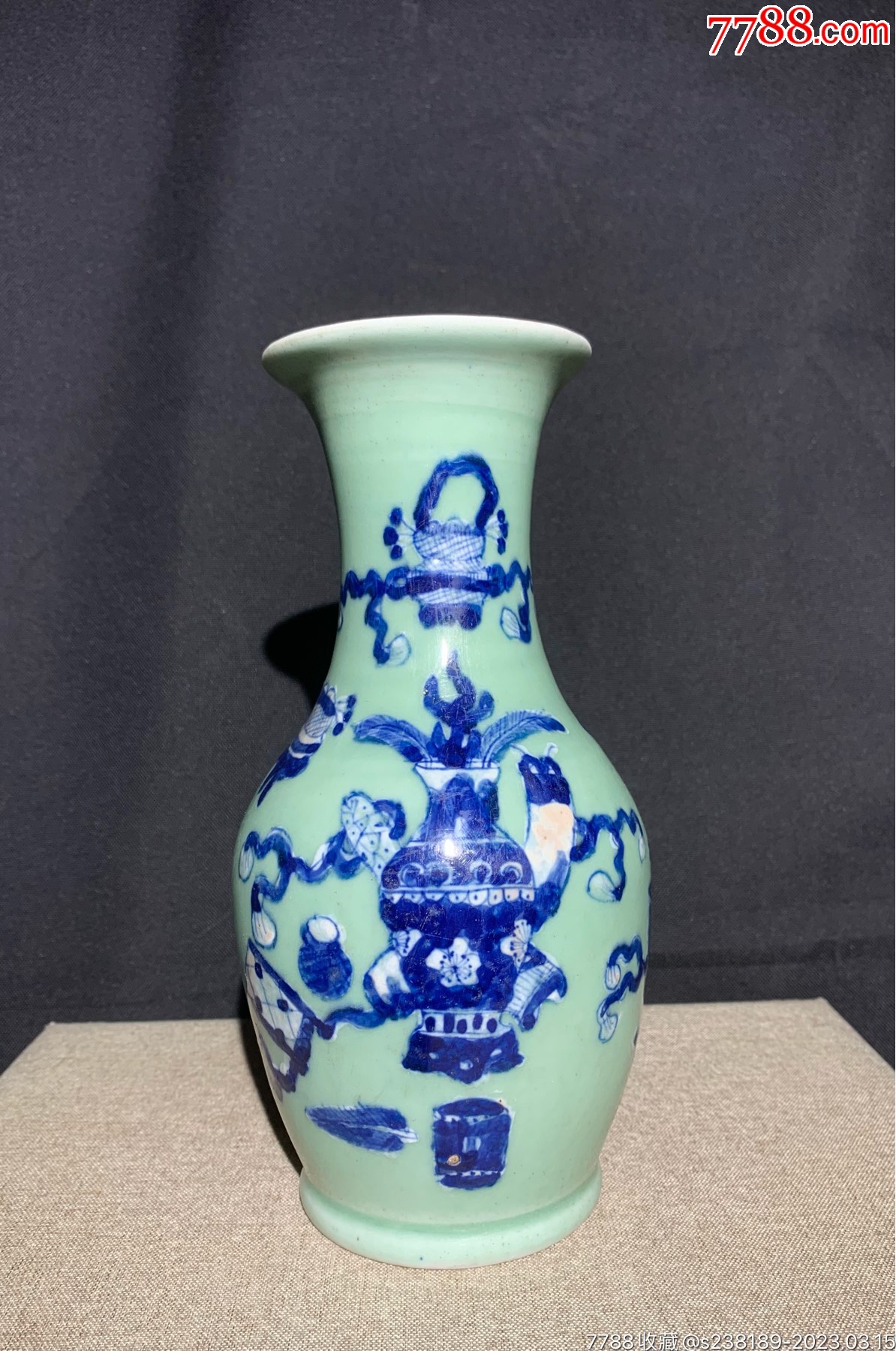 清代康雍豆青青花博古纹罗汉瓶_青瓷/秘色瓷_图片收藏_回收价格_7788老酒收藏
