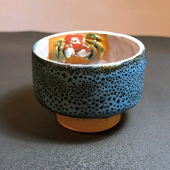 日本乐山烧瓷塑螃蟹杯,基本全品,口径7.5高5.5厘米左右.