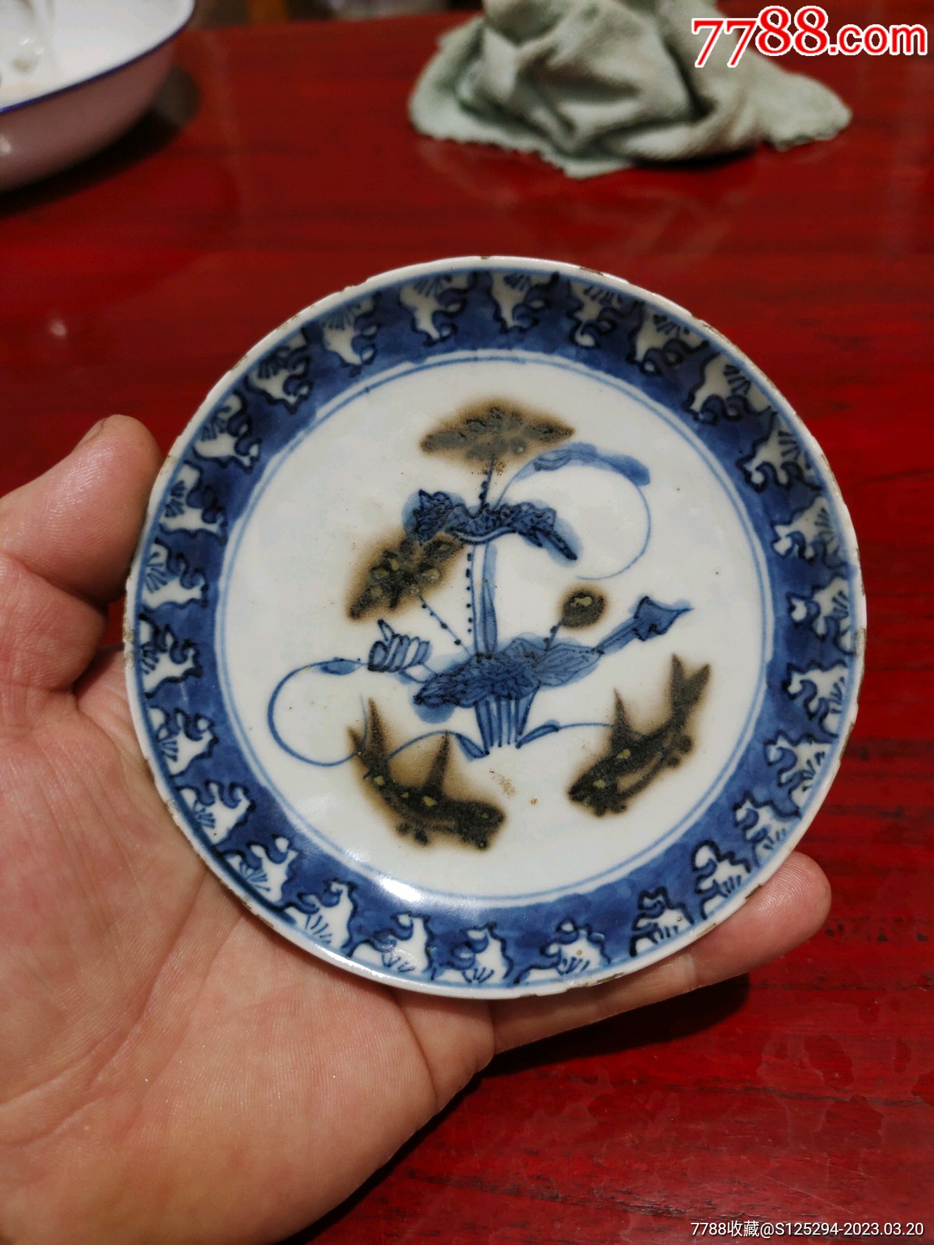 明代天启青花釉里红盘，题材好，年份好，除沿上有点毛边，其余完整，懂