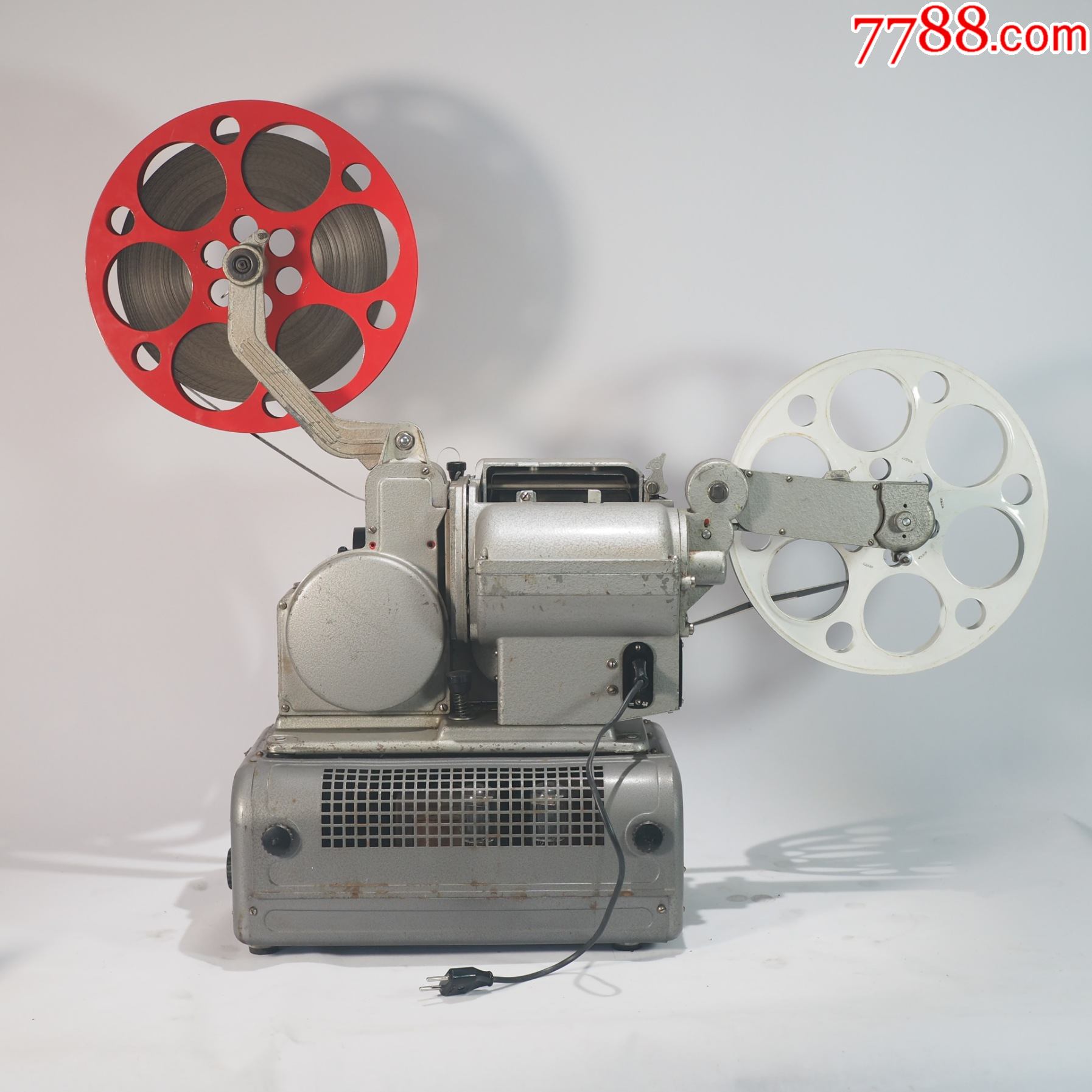 怀旧古董露天老电影乌克兰16毫米16mm老式胶片电影机放映机老五四