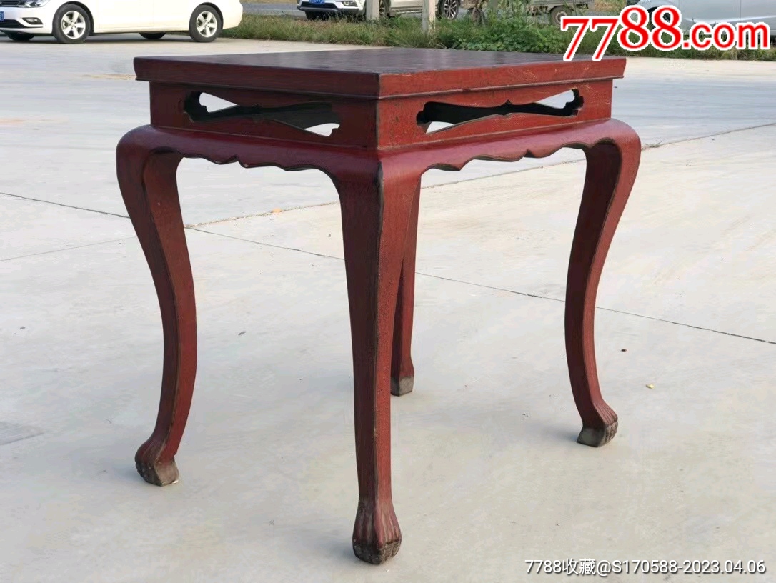 明代瘦腰虎腿老榆木香几.