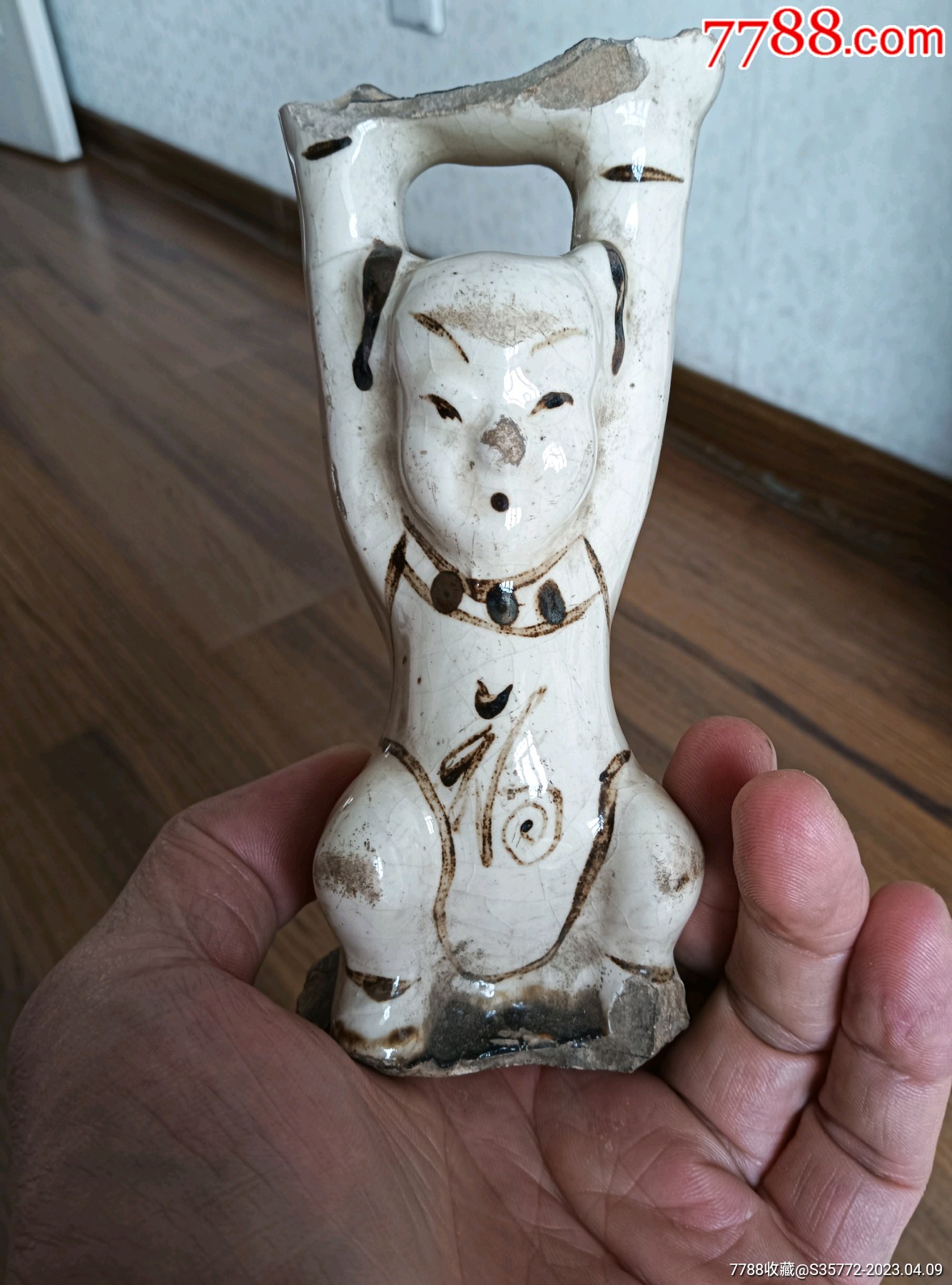 明代磁州窑,瓷塑坐举童子,上下不完整,人物还可以-价格:333元-se