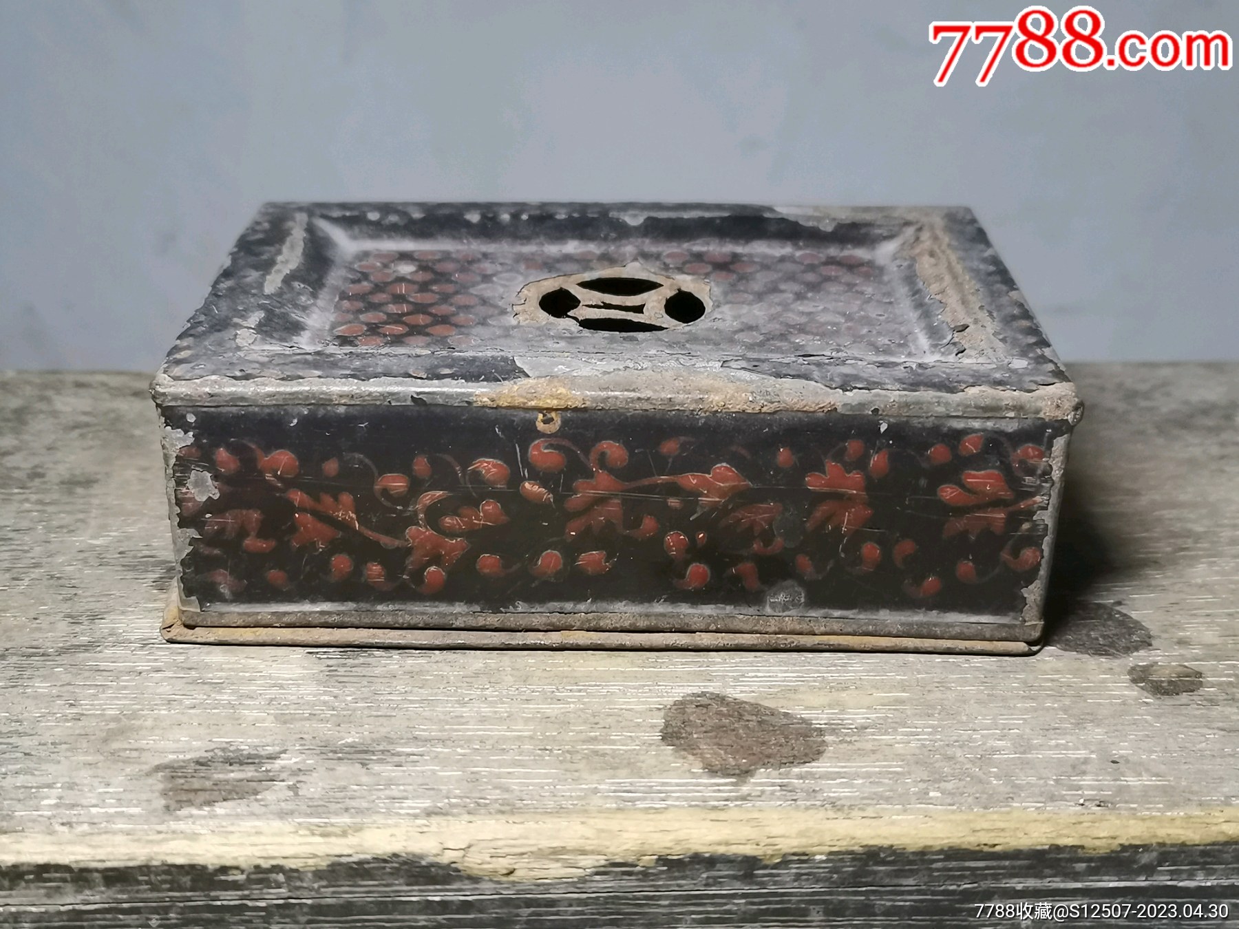 漆绘钱纹铁皮盒-价格:100元-se93612965-铁皮盒/铁筒-零售-7788收藏__收藏热线