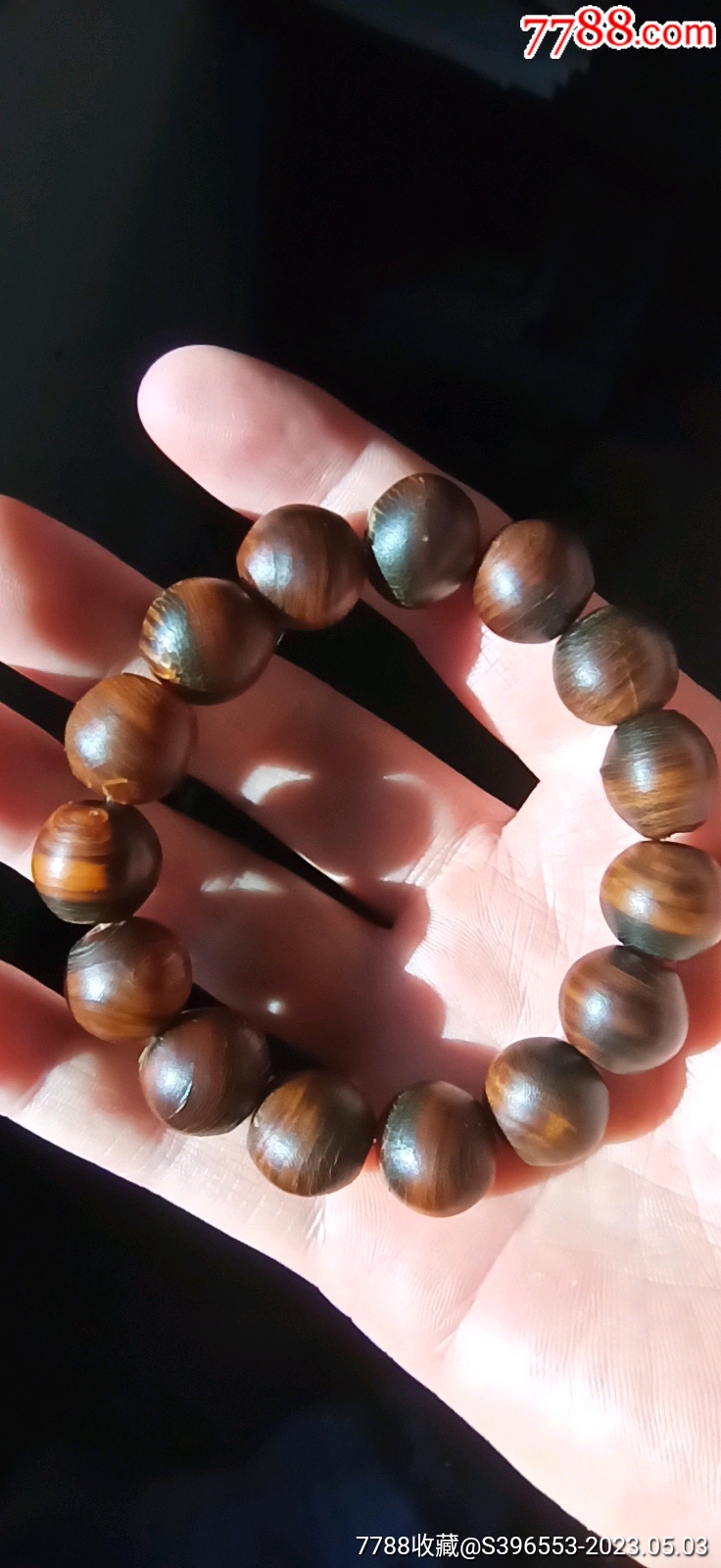 怎样出售真品老牛角手串