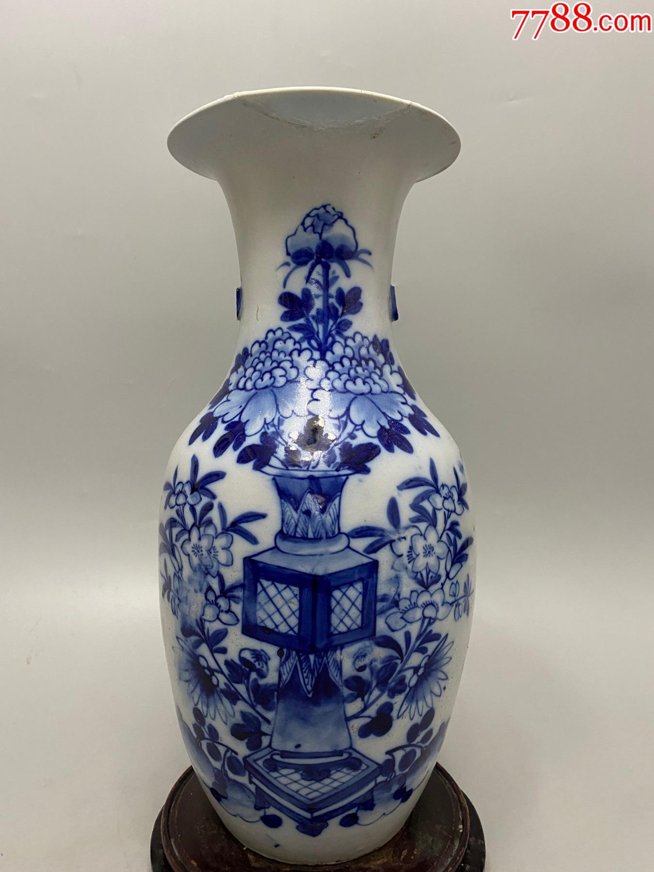 清代北方青花博古大瓶一只。画工精美,口残吊耳其余完好包老包邮_青花瓷_诚信通天下【7788收藏__收藏热线】