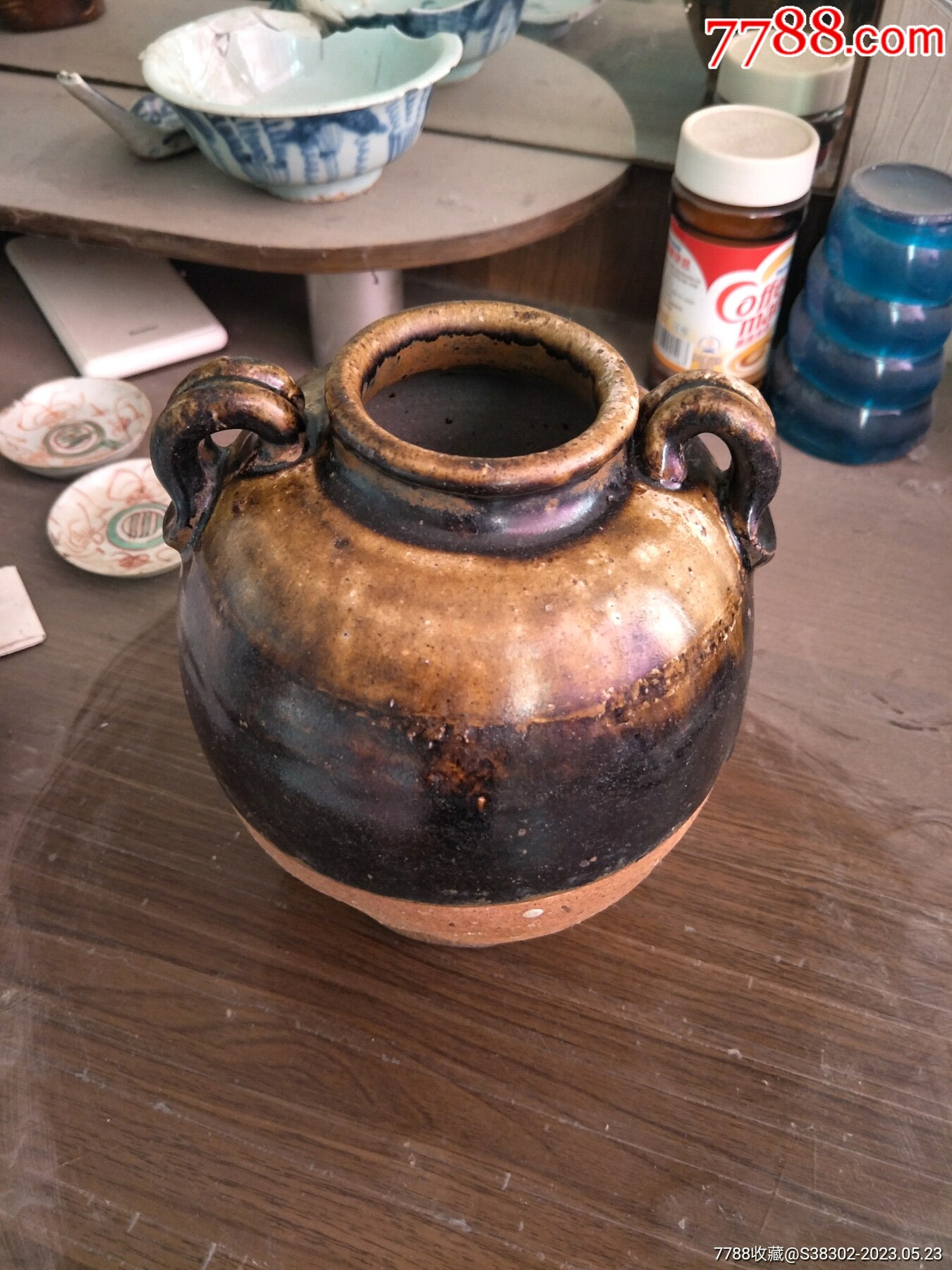 唐代酱釉青瓷罐