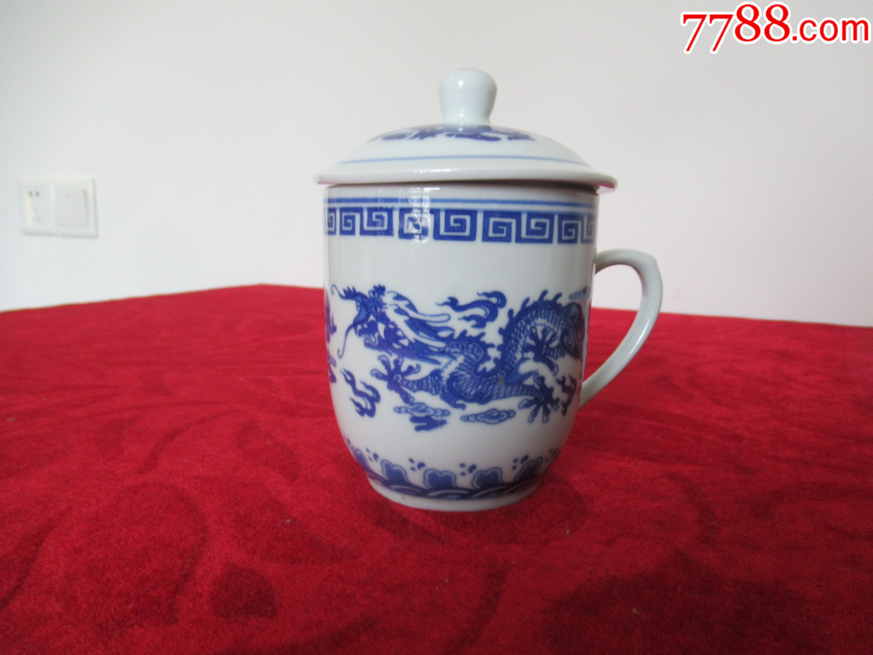 販売 清乾隆年制粉彩太師少保茶杯コーヒー杯水杯(対)