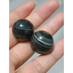 旧黑缠丝玛瑙圆珠