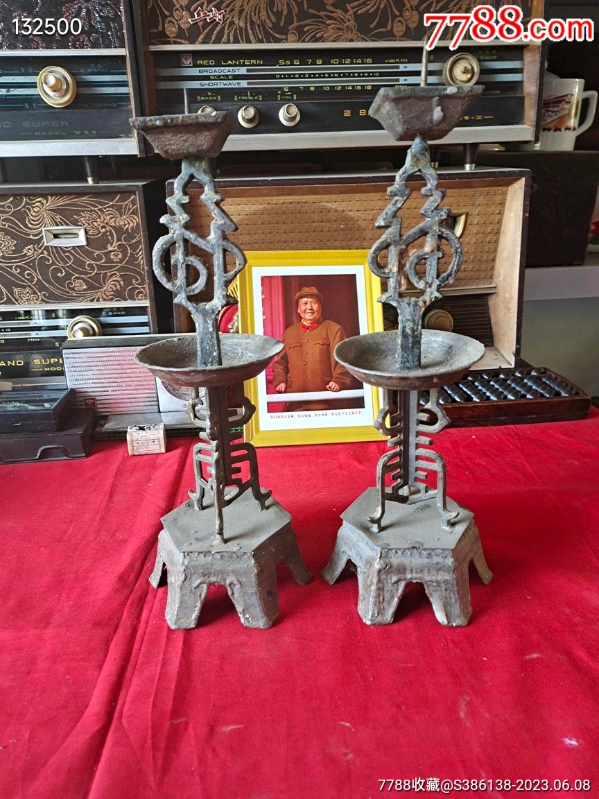 刚刚收回一对民国时期锡蜡台一对造型独特品相好无破损能正常使用