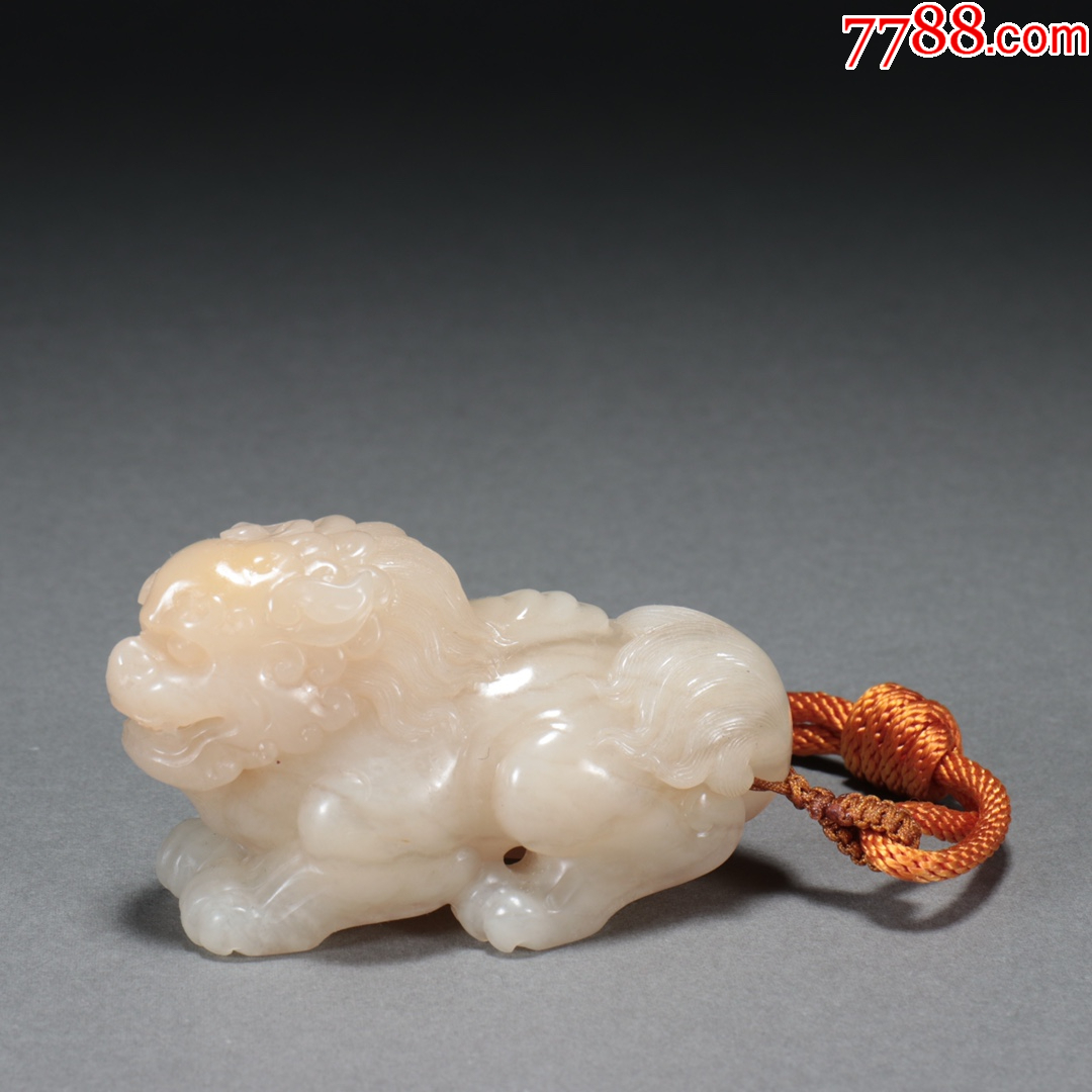 欧洲回流寿山芙蓉石瑞狮把件