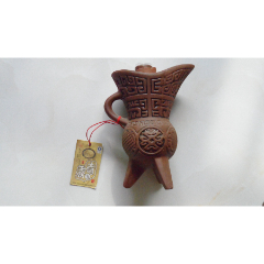 土司王朝——爵杯造型(带原装标牌)