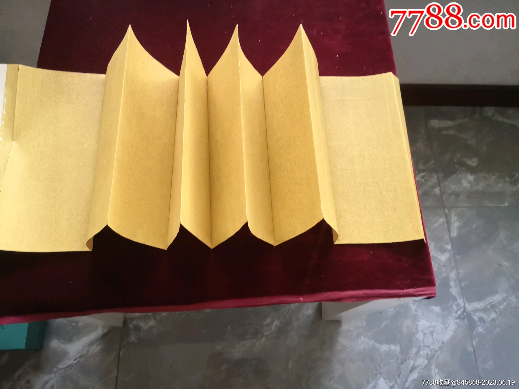 清代老笺纸册叶,黄纸上面洒的应该是金银片吧?自鉴,品相好,保老_其他纸制工艺_产地图片_收藏价值_7788奇石收藏