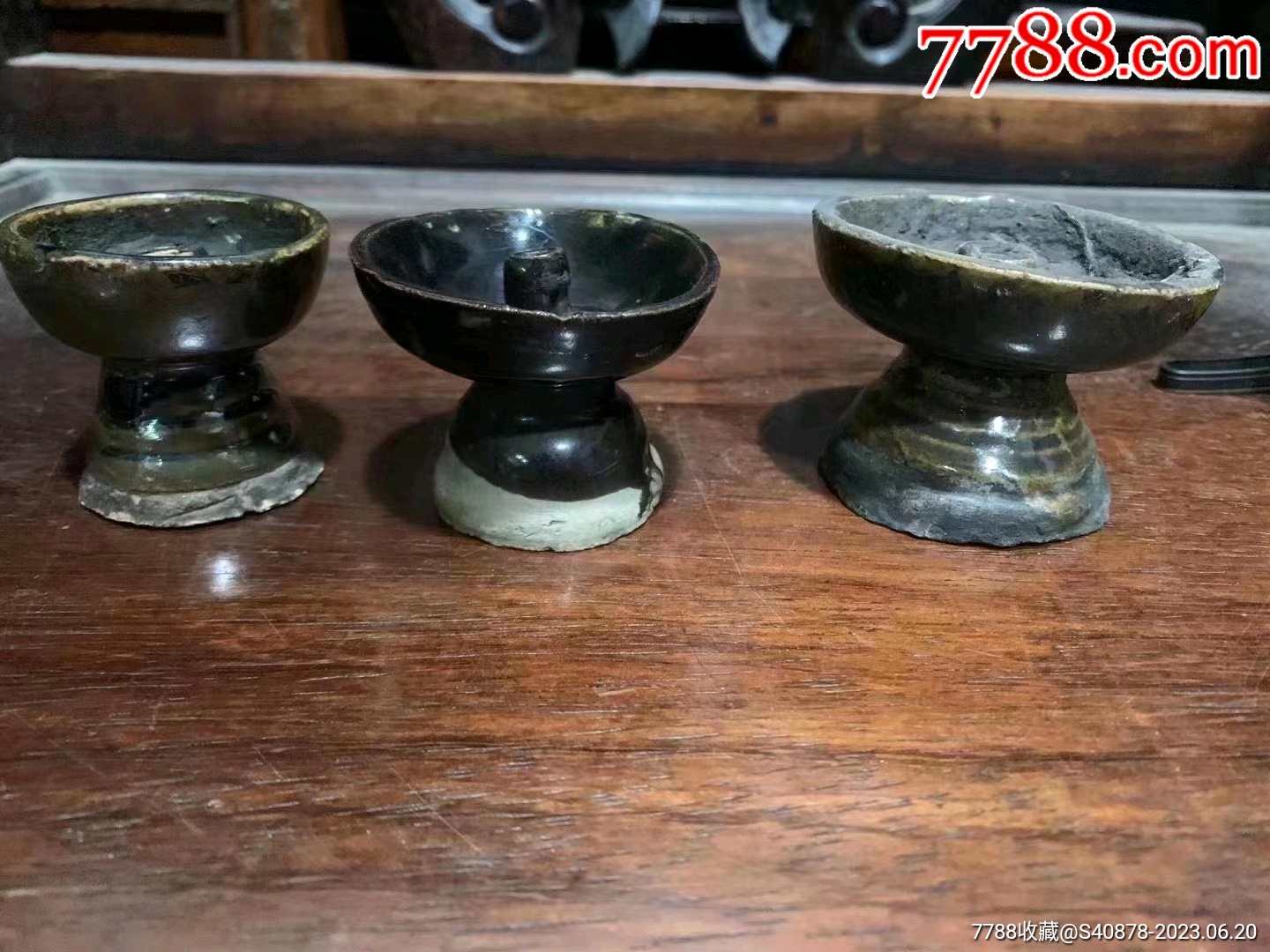 清代高足油灯3个-价格:100元-se94607106-马灯/煤油灯-零售-7788收藏__收藏热线