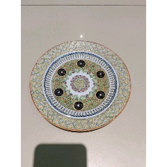 清代细路青花缠枝莲盘，底款：大清乾隆年制，画工一流，可以有三