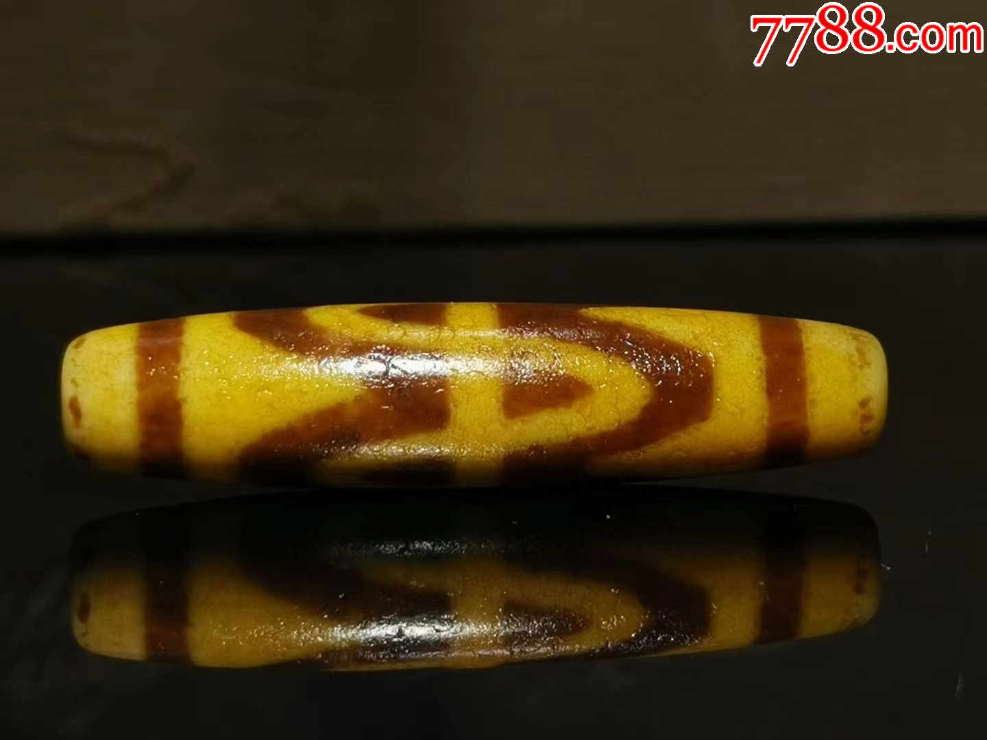 精品六瓣莲花虎牙天珠一颗