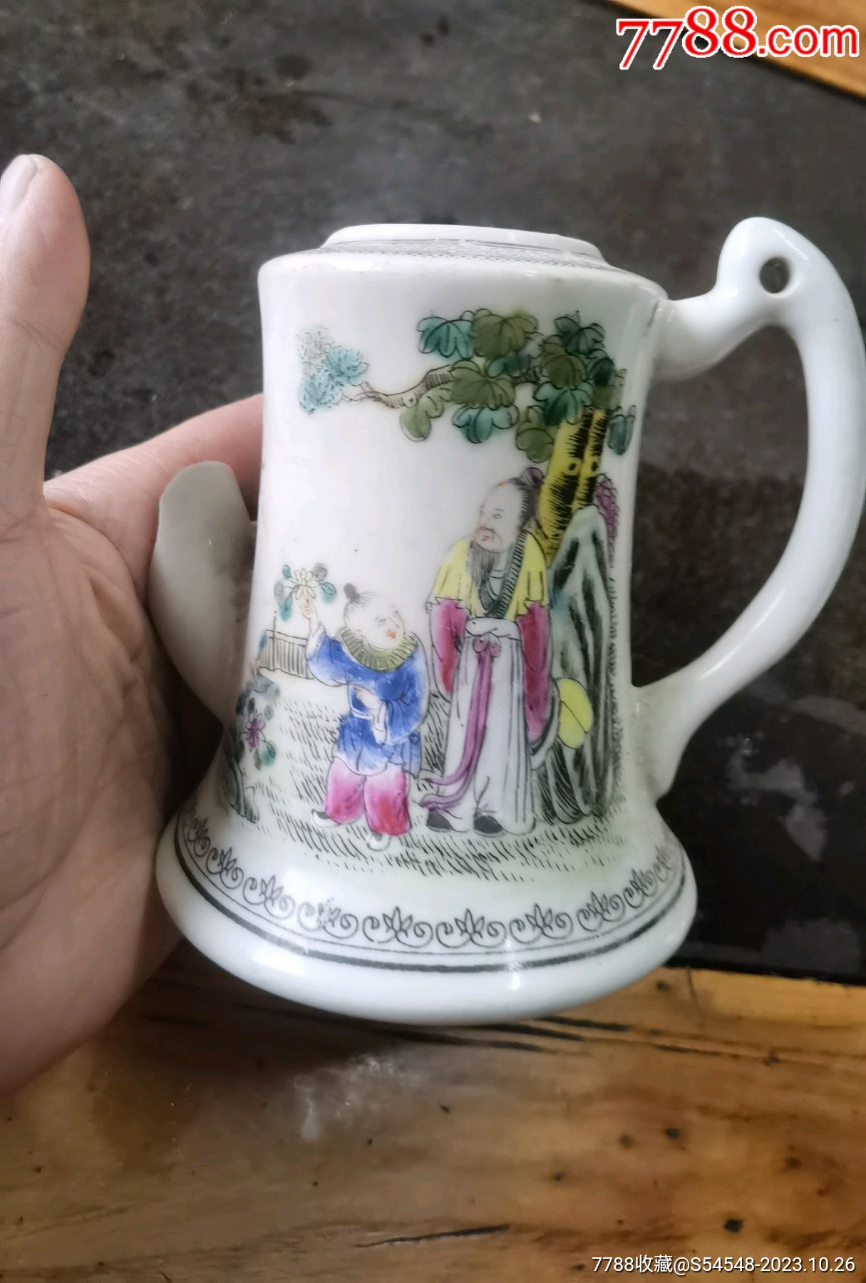 民国名家，陈隆辉粉彩人物壶，12x12cm-彩绘瓷/彩瓷-7788核桃雕