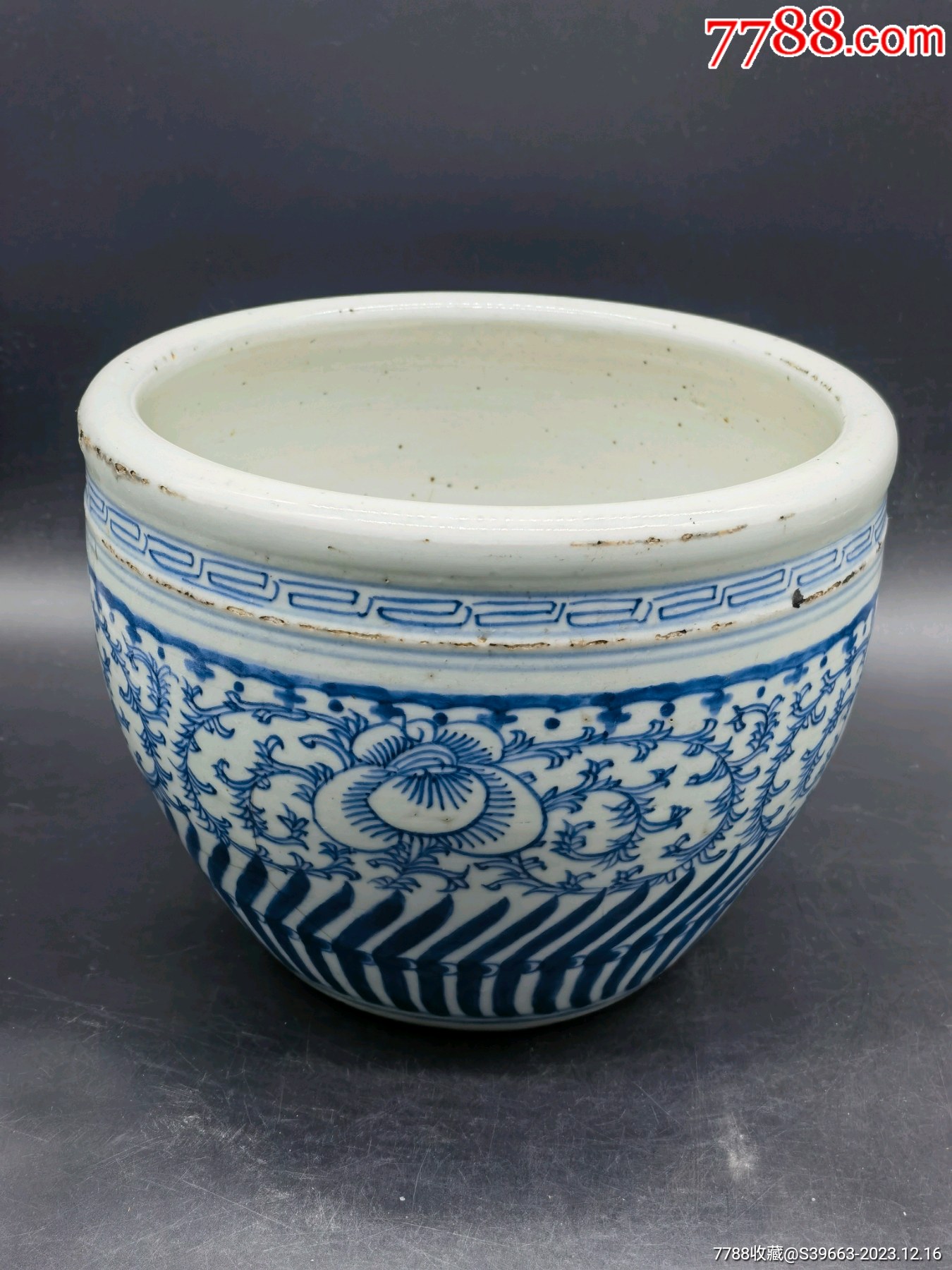 清代青花缠枝莲卷缸_青花瓷_碧华堂【7788旧书网】