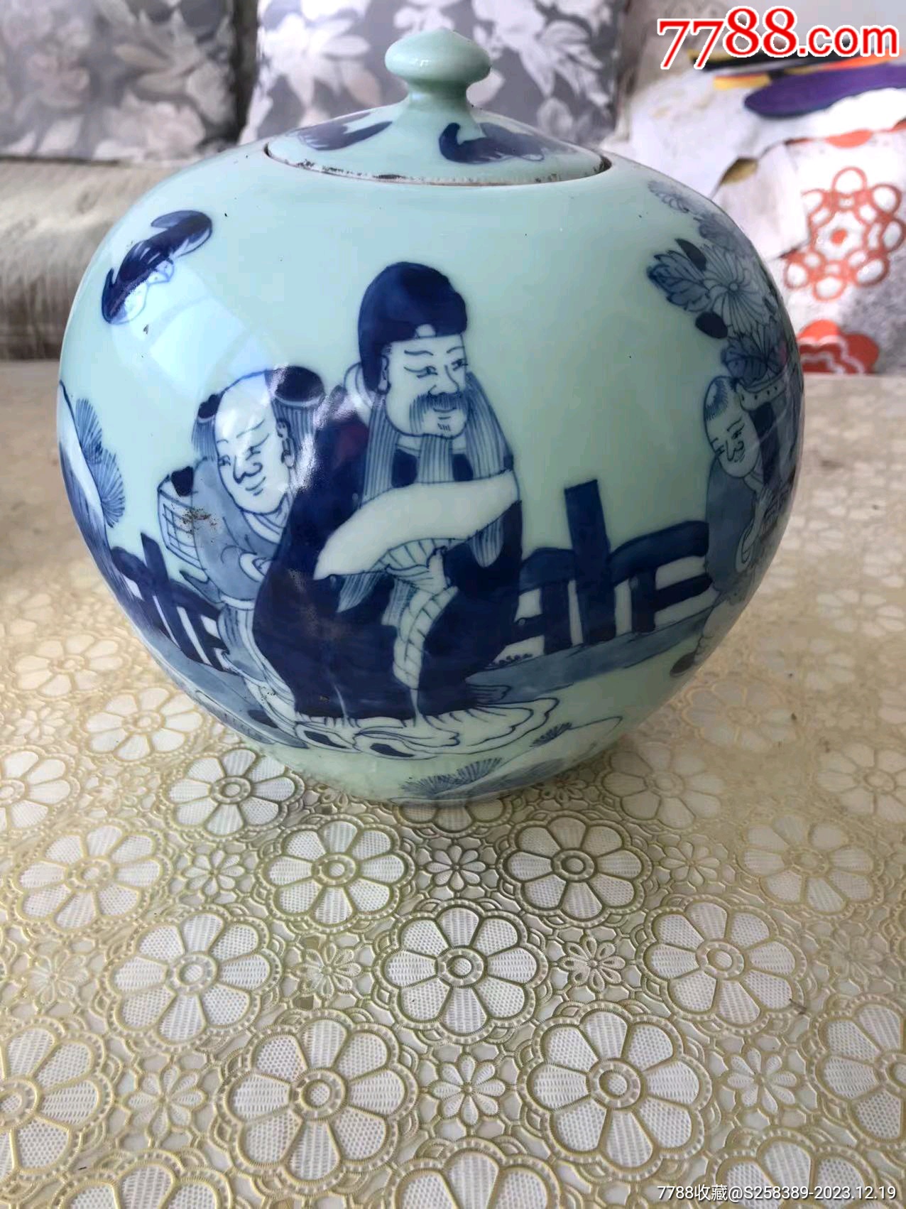 中国骨董青磁豆青青花双獅西瓜壺 清代 木製台付#28 中国骨董青磁豆青青