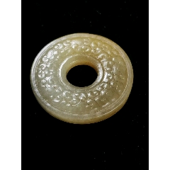 下乡一线收获，一枚蟠虺纹玉璧，和田青白玉，质地细腻，光气温润，满工