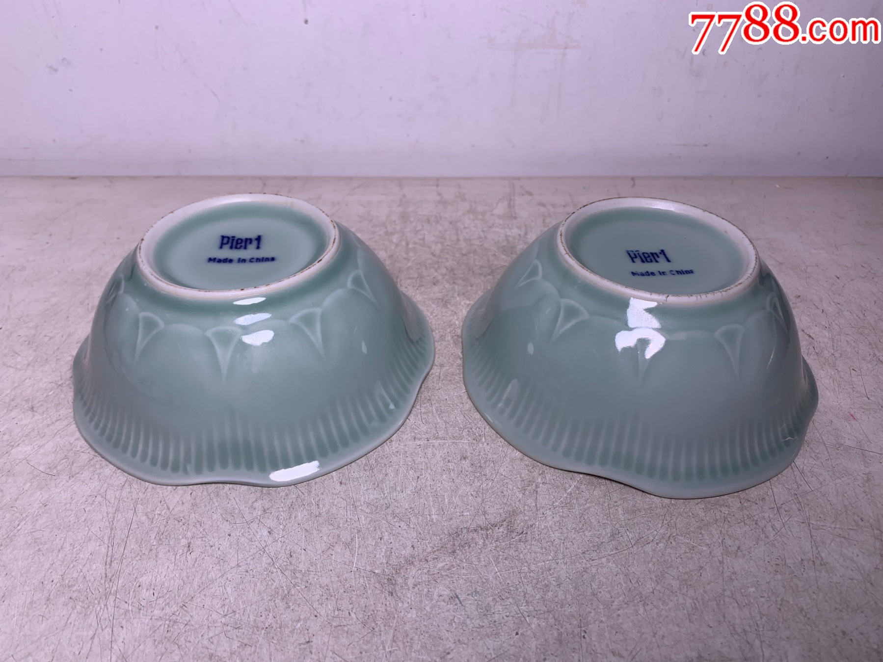 中国青花花文碗N8062E