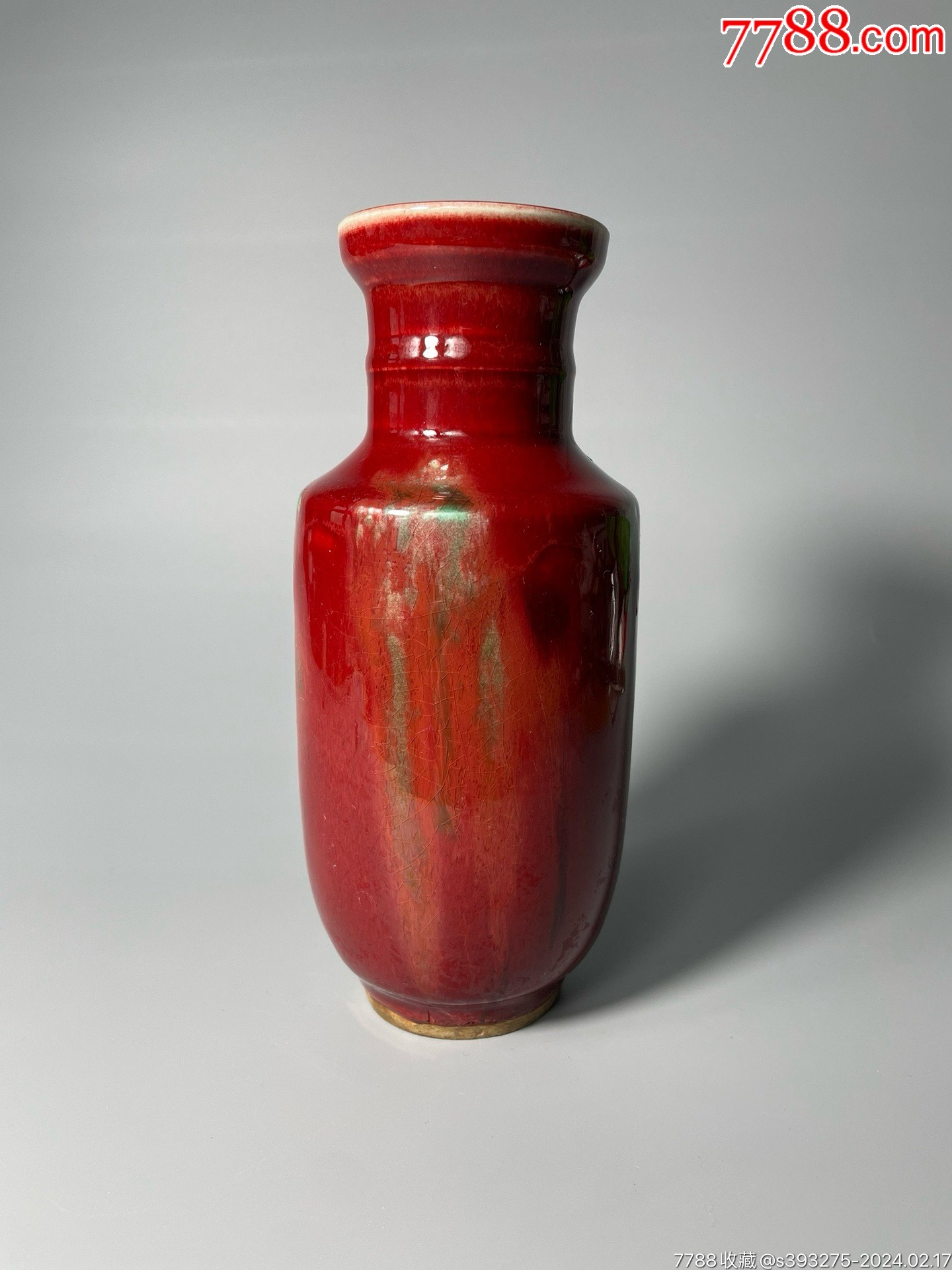 民国红釉棒槌瓶