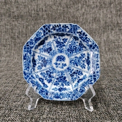 古染付　康熙　青花 Lot - A Blue and White Teapot and Cover, Kangxi Period (1662