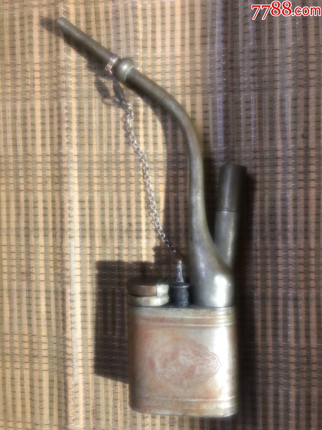 清代开窗带工圆形白铜水烟壶-水烟壶/烟袋-7788红宝书